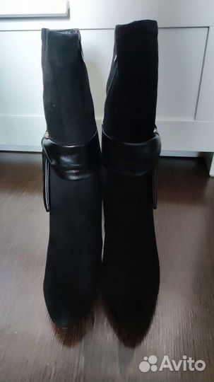 Ботильоны замшевые 38