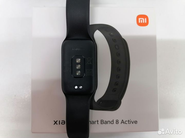 Фитнес-браслет Xiaomi SMART Band 8 Active