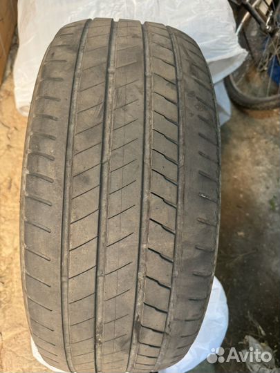 Bridgestone Alenza 001 245/50 R19