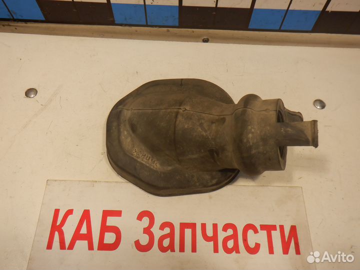 Пыльник рулевого вала Toyota Avensis 2 1azfse 2.0