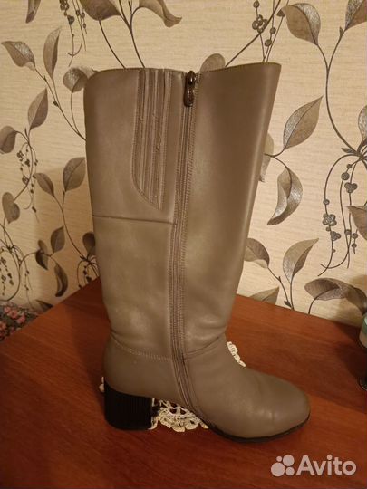 Продам зимние сапоги