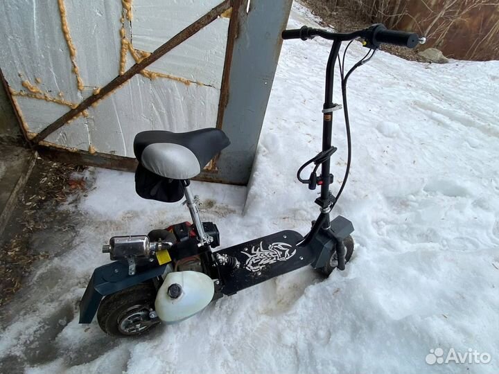 Бензиновый самокат