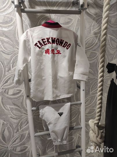 Кимоно для тхэквондо