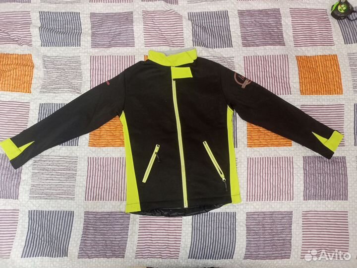 Куртка женская туристическая