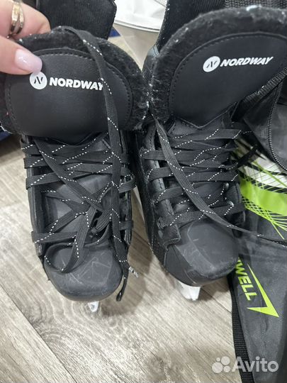 Коньки хоккейные детские 33 размер