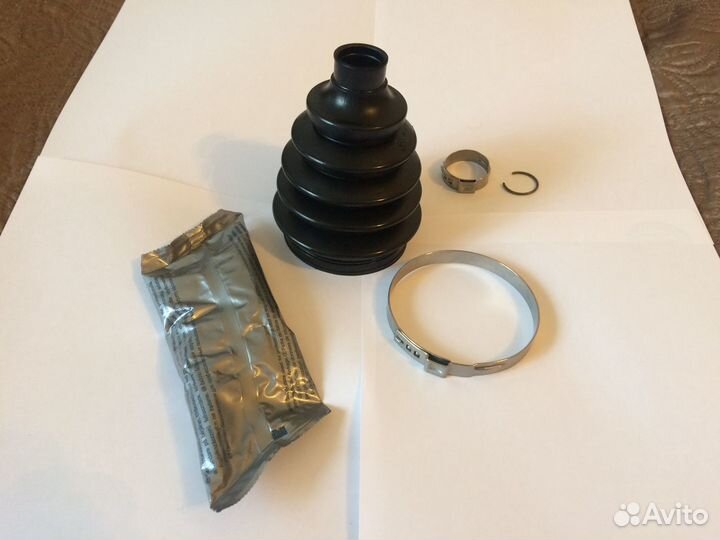 Пыльник перед внеш шруса Can-Am Outlander G2 XMR