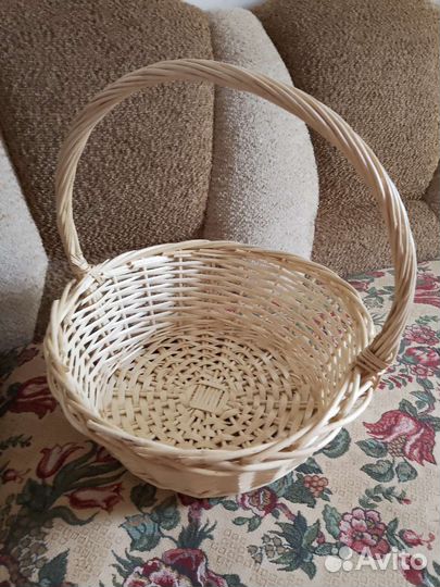 Корзина плетеная