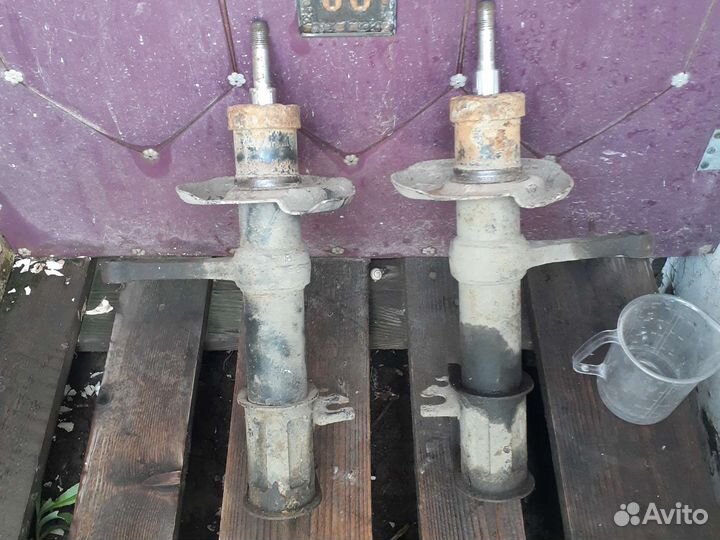 Стоики передние масляные ваз гранта