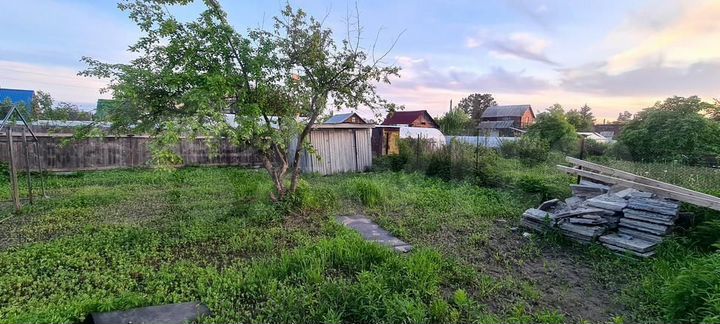 Дача 20 м² на участке 5 сот.