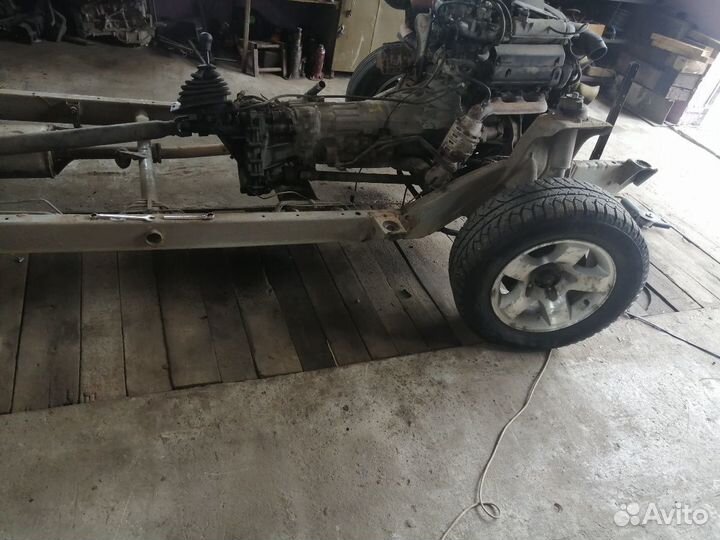 Рама Suzuki Grand Vitara 1998-2005 escudo Chevrole