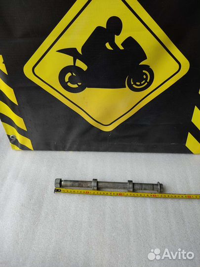 Задняя ось на мотоцикл Honda