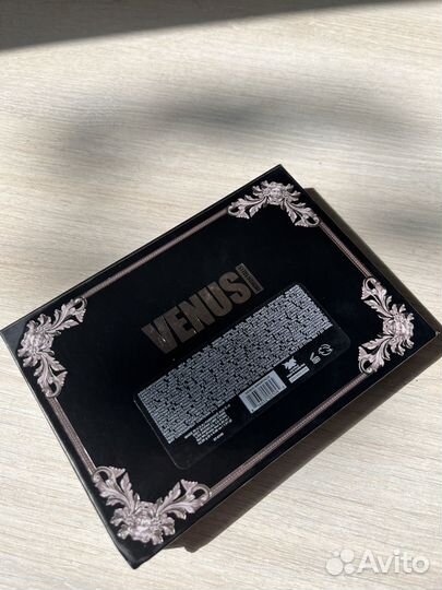 Палетка Lime Crime Venus immortalis