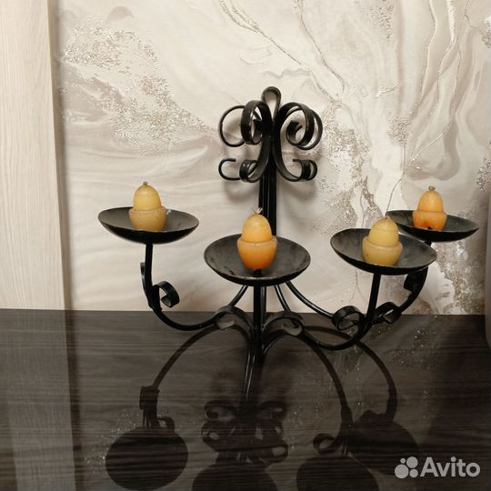 Подсвечники и канделябры