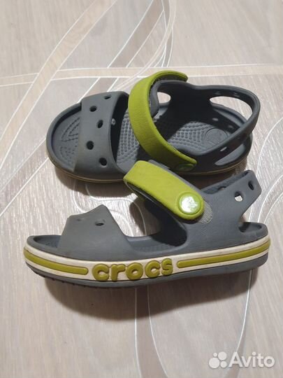 Сандалии crocs c7 и кроксы с8