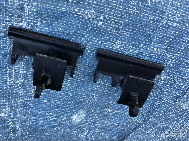 Ручка левой багажной створки Land Cruiser 105