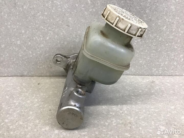 Цилиндр тормозной главный Mitsubishi Lancer (CS Cl