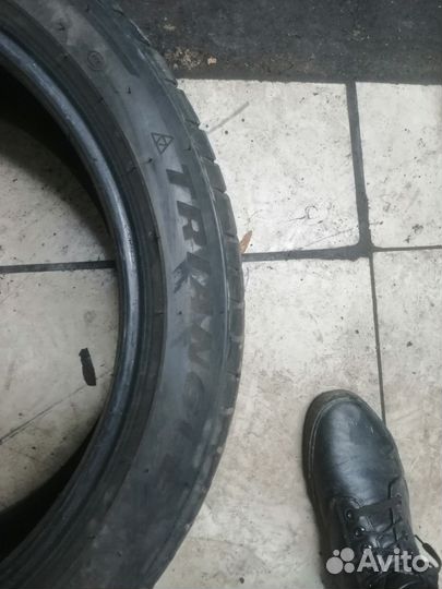 Triangle LL01 225/45 R18