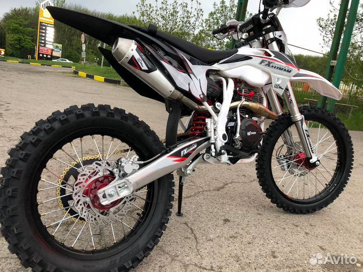 Кроссовый мотоцикл fxmoto CB300F