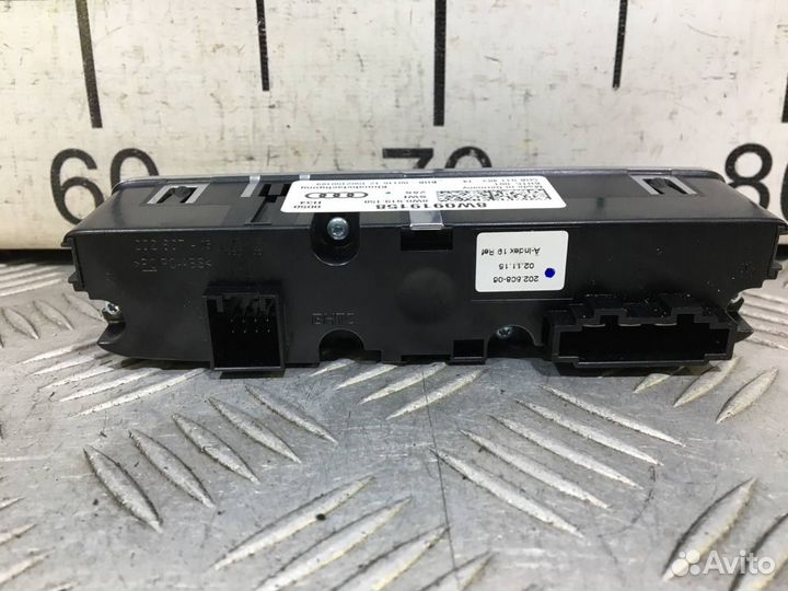 Б/У Блок управления климатической установко#001