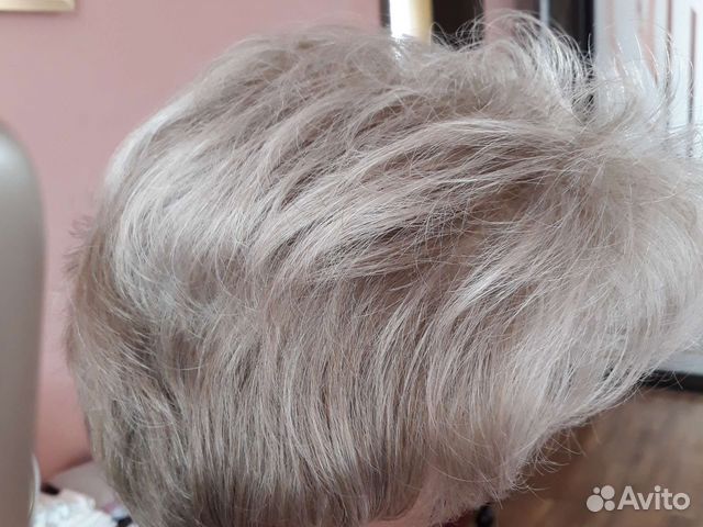 Парик женский