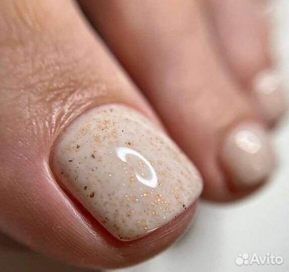 Маникюр,педикюр на Клыкова54