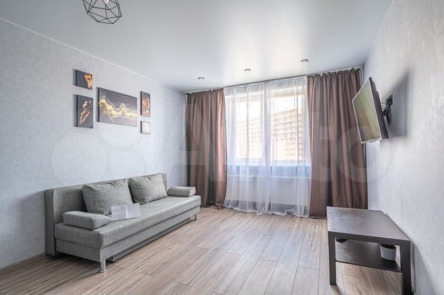 1-к. квартира, 43 м², 10/16 эт.