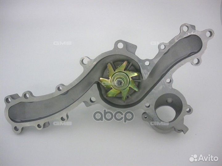 Помпа водяная toyota gwt-151am GMB