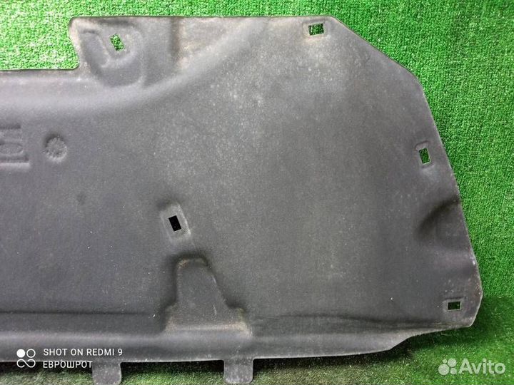 Шумоизоляция капота Ford Focus 3 (2011-2018)