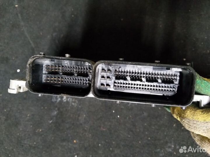 Блок управления двигателем Jeep Grand Cherokee WK2