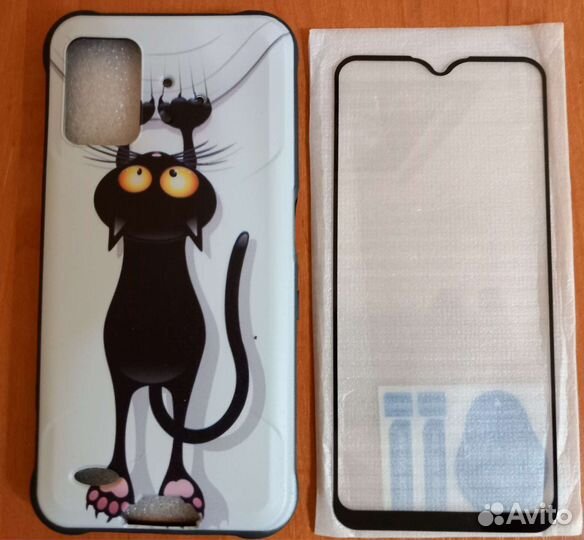 Чехлы на смартфоны