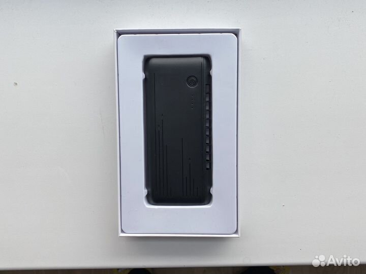 Повербанк Внешний аккумулятор с уф-лампой 6000мА