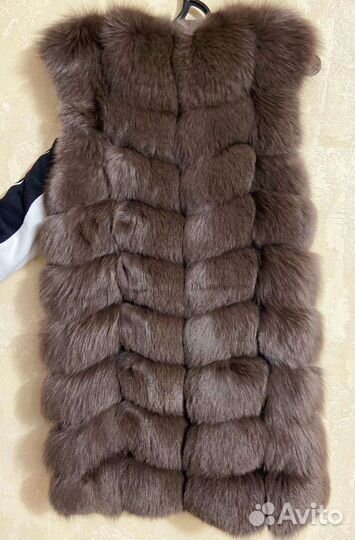 Меховая жилетка песцовая