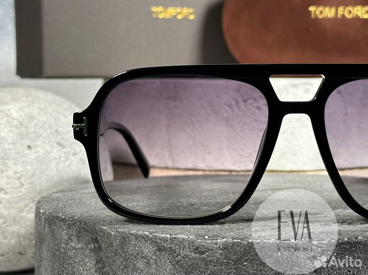 Очки Tom Ford Falconer-02 TF884 01A 2