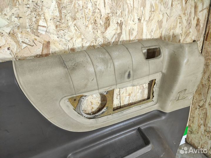 Обшивка багажника левая Vito 1996-2003