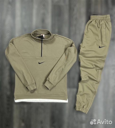 Спортивный костюм Nike zip