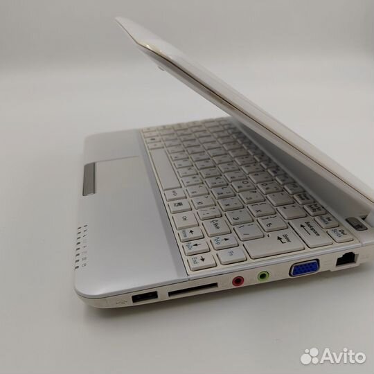 Нетбук MSI u135DX