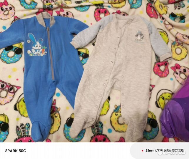 Продам детские вещи