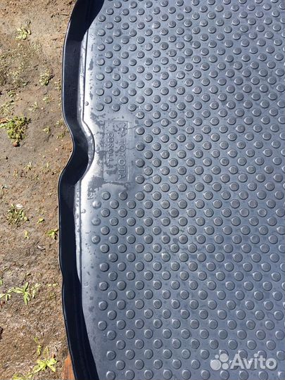 Коврик ванночка в багажник для красоверов и унив