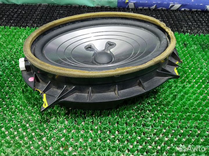 Динамик Toyota Land Cruiser Prado