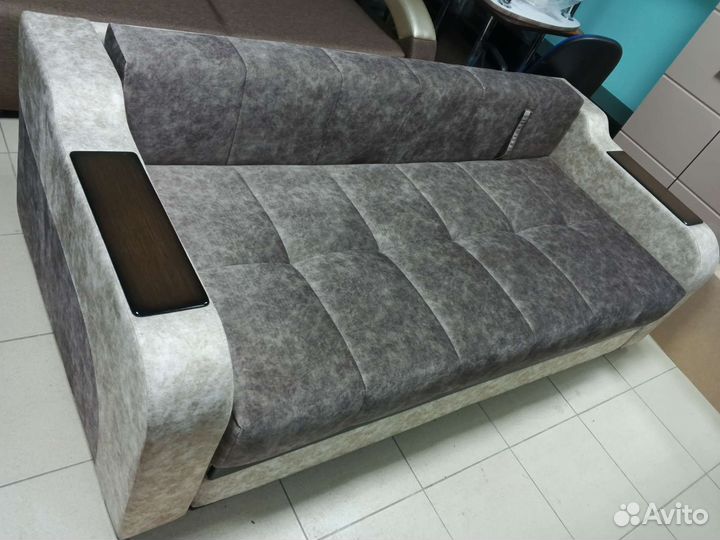 Диван 