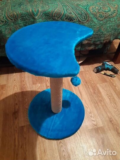 Когтеточки с лежанкой.В наличии