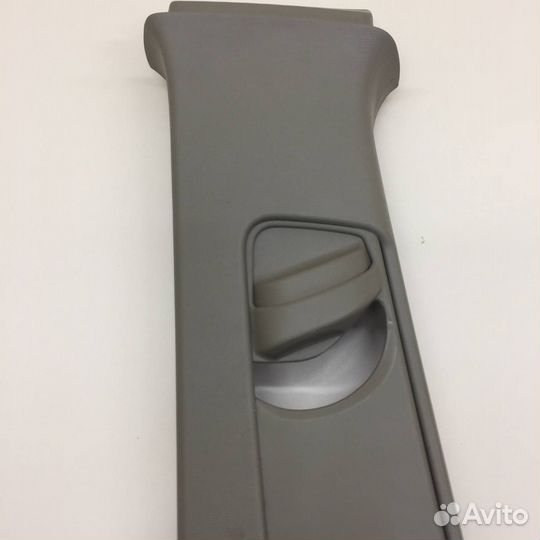 Обшивка/накладка стойки Toyota RAV4