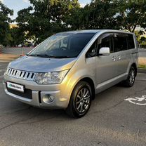 Mitsubishi Delica D5 2.0 CVT, 2011, 110 000 км, с пробегом, цена 1 840 000 руб.