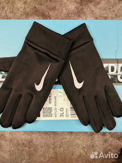 Перчатки Nike