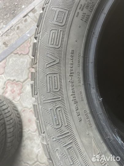 Gislaved NordFrost 100 205/60 R16