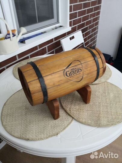 Бочонок под бутылку (виски и тп)