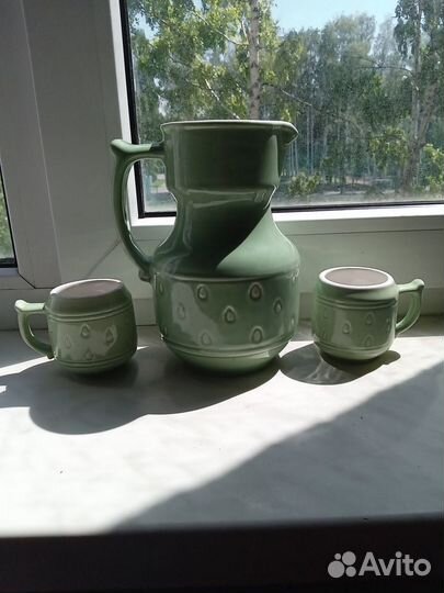 Кувшин и чашки. СССР