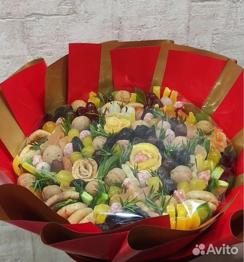 Букет из сухофруктов