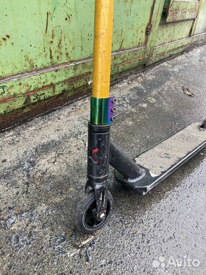 Трюковой самокат