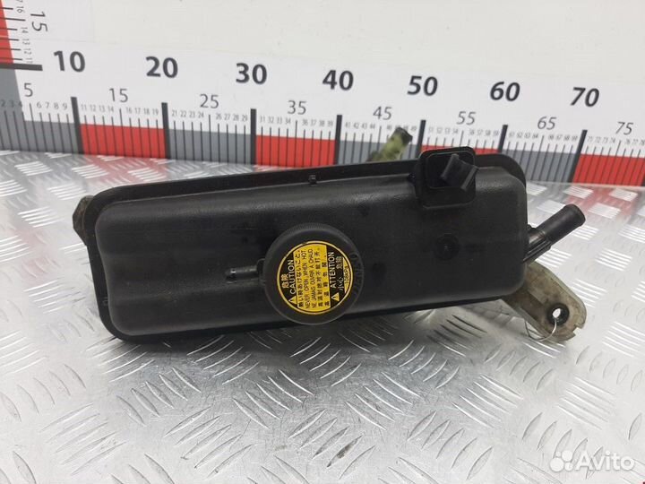 Бачок расширительный Toyota RAV4 3 (XA30) 2007